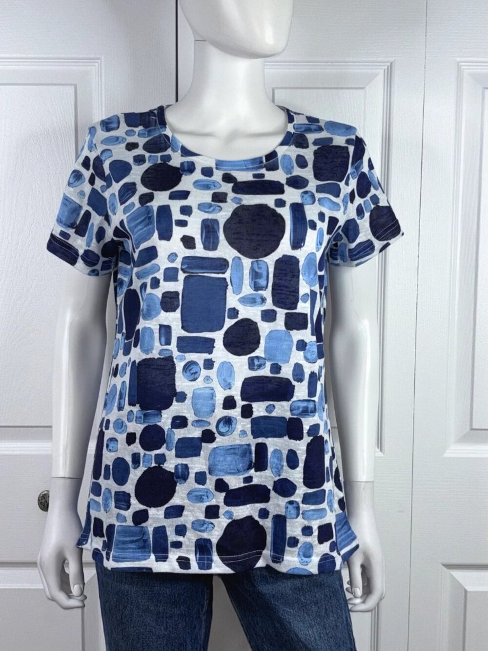 COCO Y CLUB Women's medium blue and white t-shirt